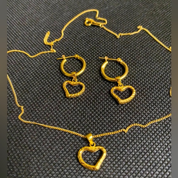 Heart set Real Japan 18k gold